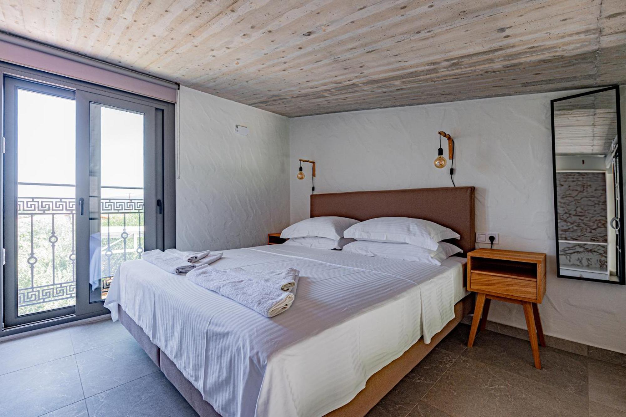 Irissa Suites Paralia Irion Экстерьер фото